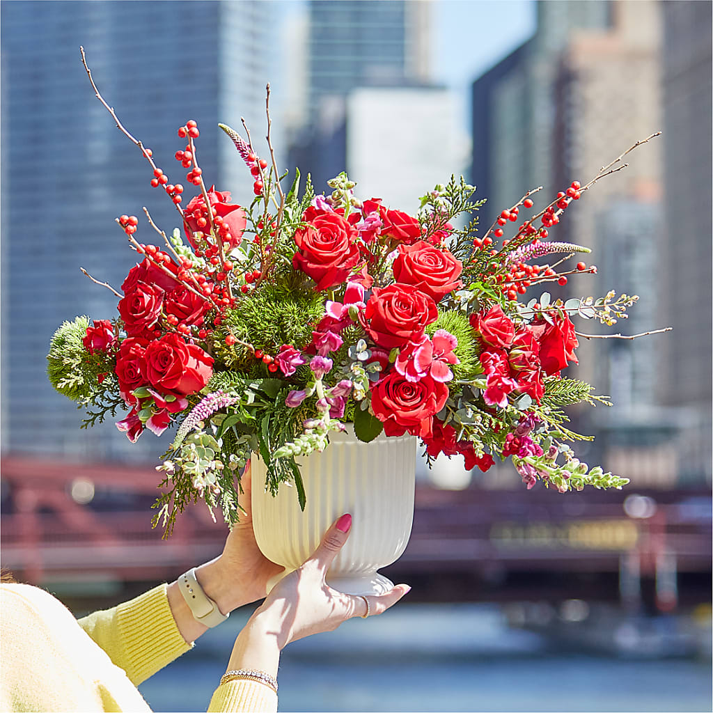 Big Red Bow Bouquet – BERMAN'S FLOWERS, Kingsburg CA
