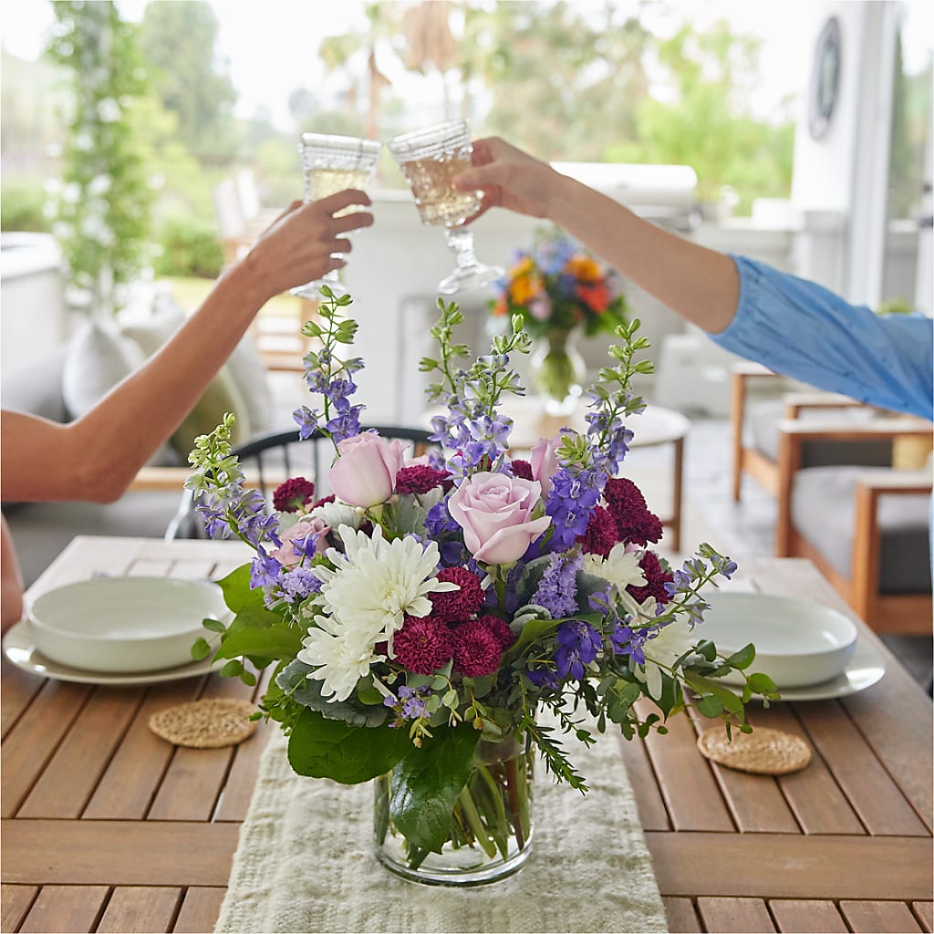 Violet Frost Bouquet – BERMAN'S FLOWERS, Kingsburg CA