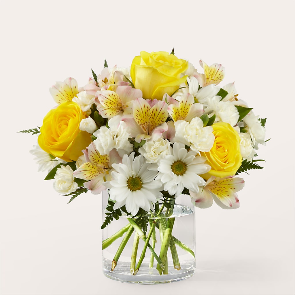 Gleeful Bouquet – BERMAN'S FLOWERS, Kingsburg CA
