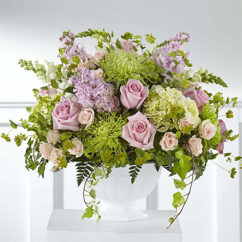 Radiant Embrace Arrangement – BERMAN'S FLOWERS, Kingsburg CA
