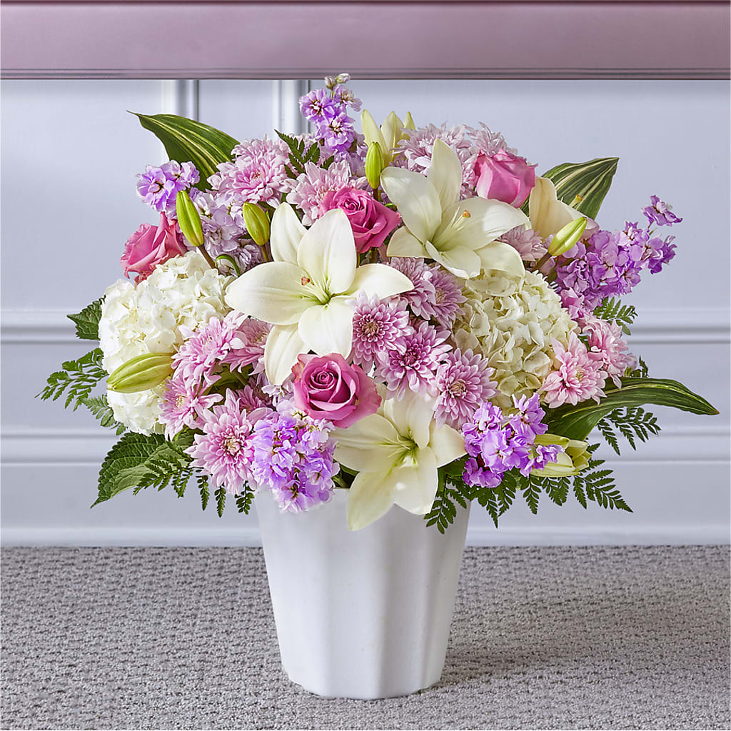 Heaven Sent Floor Basket – BERMAN'S FLOWERS, Kingsburg CA