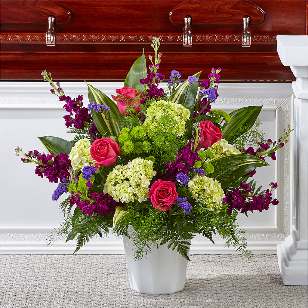 Beautiful Horizons Floor Basket – BERMAN'S FLOWERS, Kingsburg CA