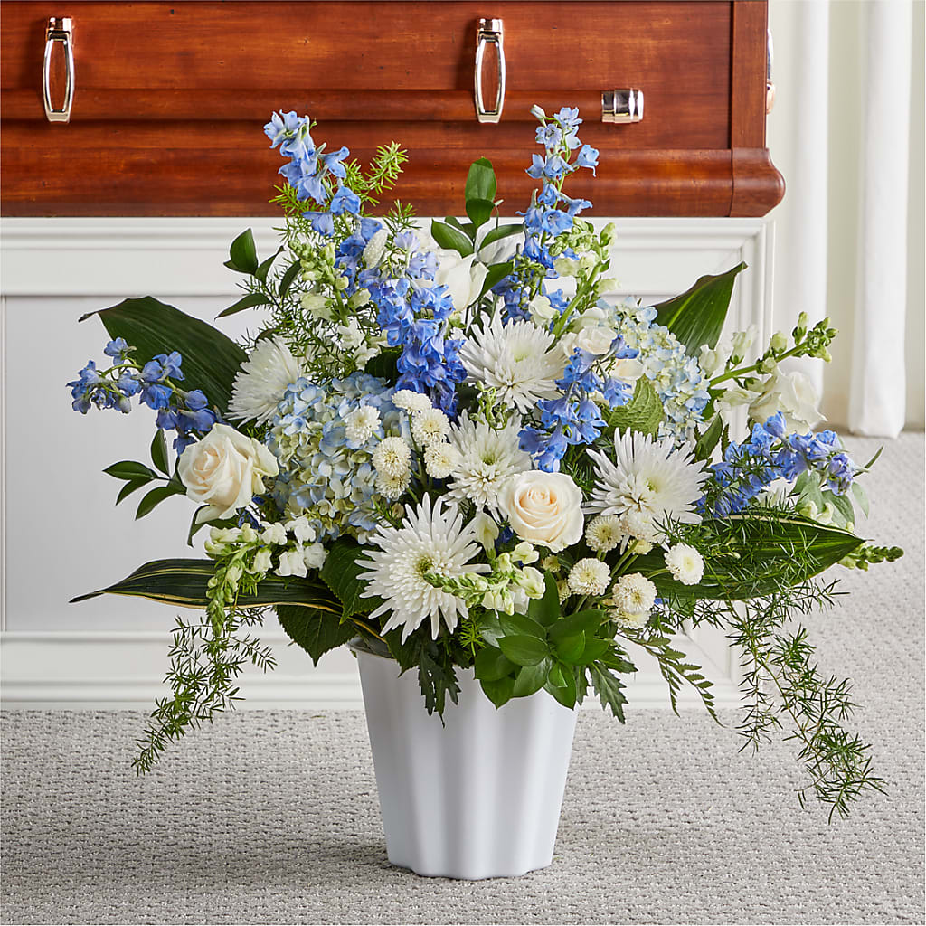 Everlasting Memories Floor Basket – BERMAN'S FLOWERS, Kingsburg CA