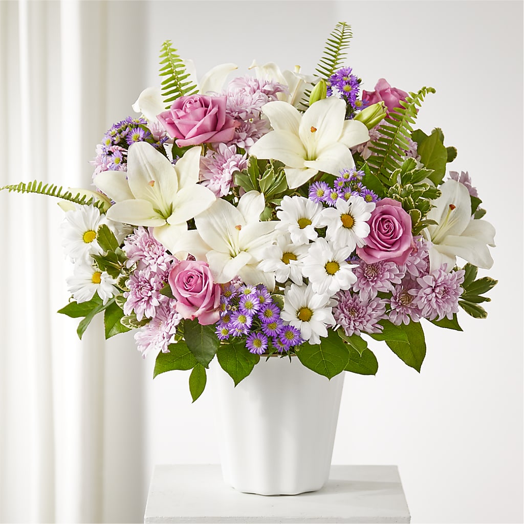 Warmest Thoughts Tabletop Basket – BERMAN'S FLOWERS, Kingsburg CA