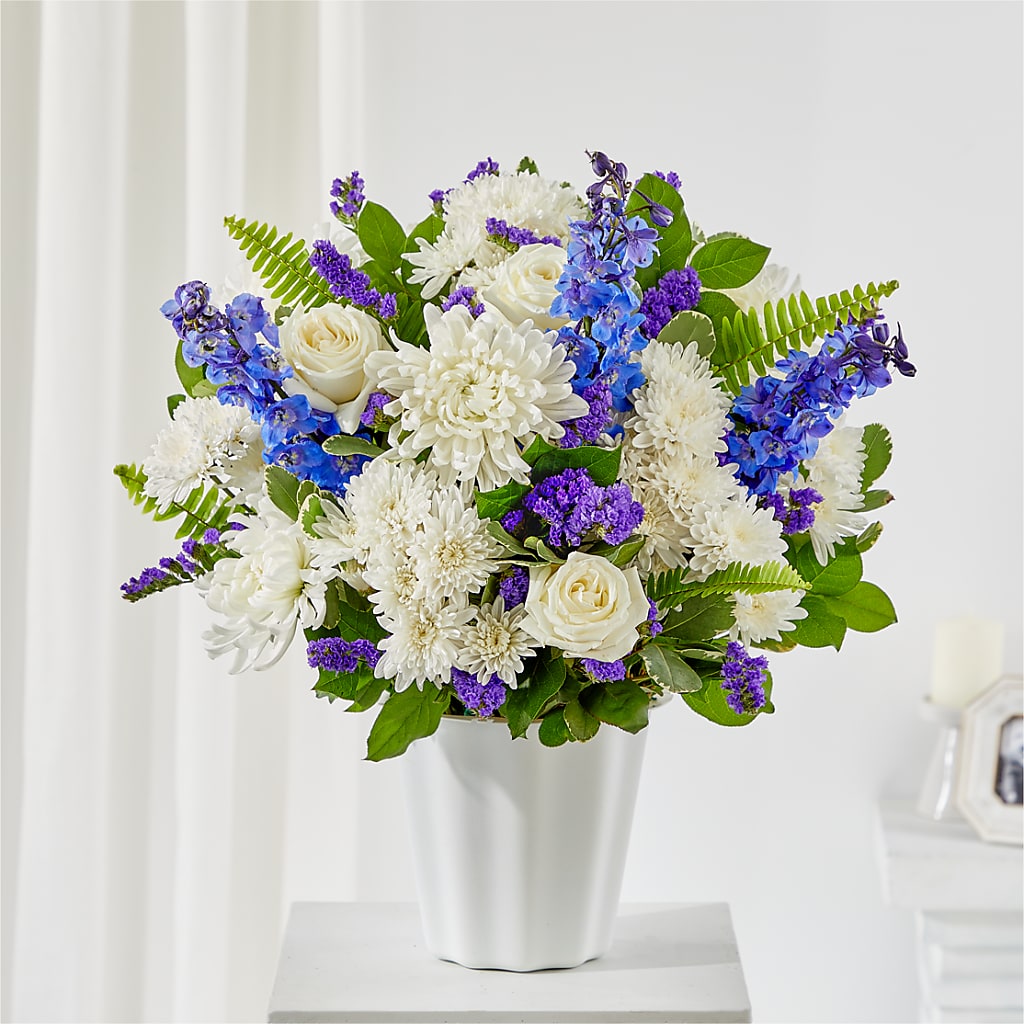 Hold Dear Tabletop Basket – BERMAN'S FLOWERS, Kingsburg CA