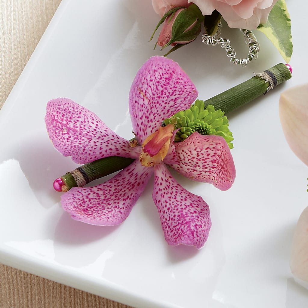 Pink Mokara Boutonniere – BERMAN'S FLOWERS, Kingsburg CA