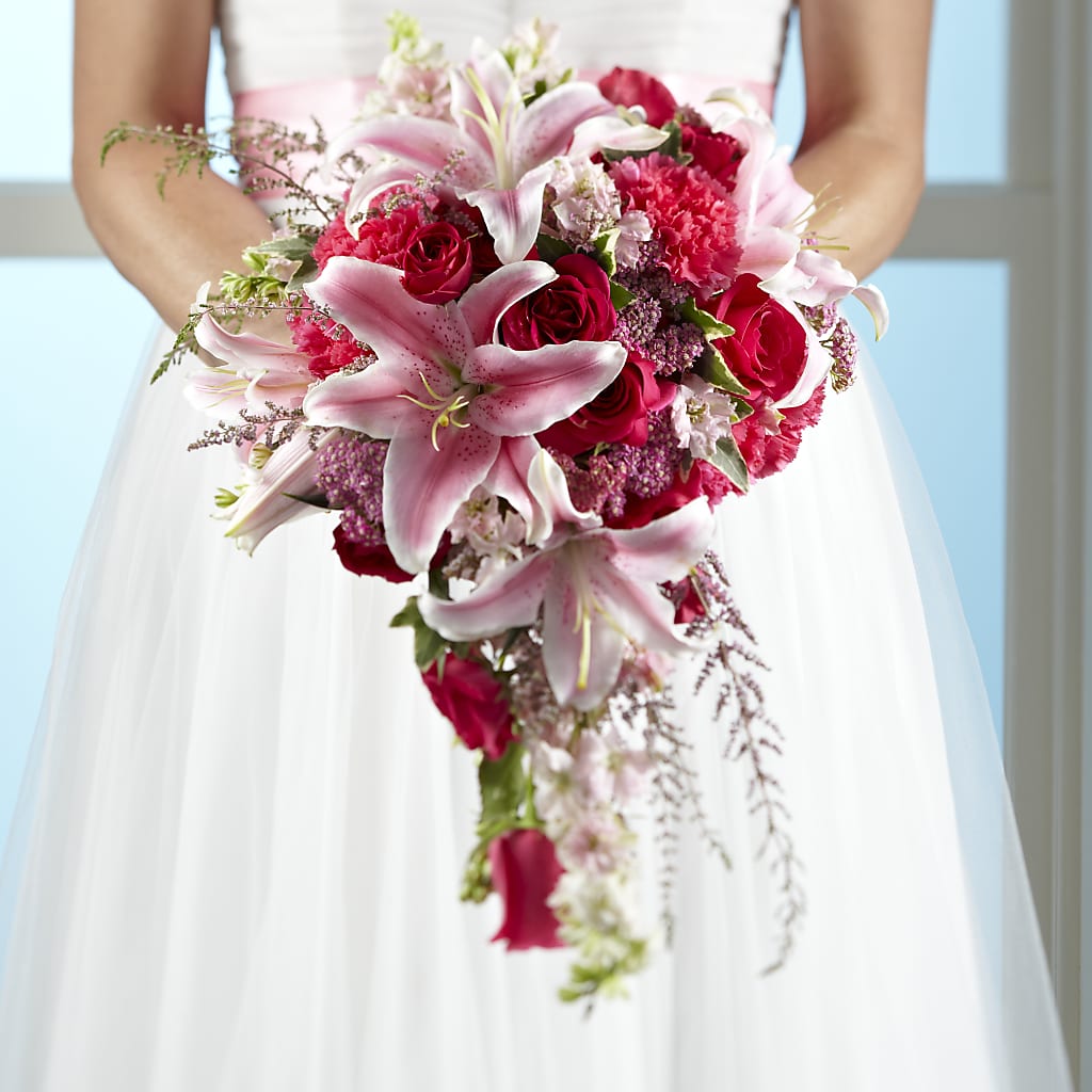 Lily & Rose Bouquet – BERMAN'S FLOWERS, Kingsburg CA