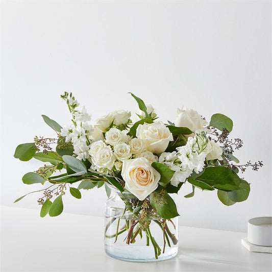 Fresh Linen Bouquet – BERMAN'S FLOWERS, Kingsburg CA
