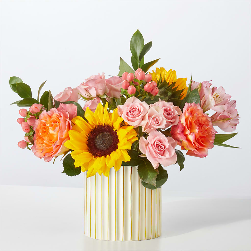 Sun's Out Bouquet – BERMAN'S FLOWERS, Kingsburg CA