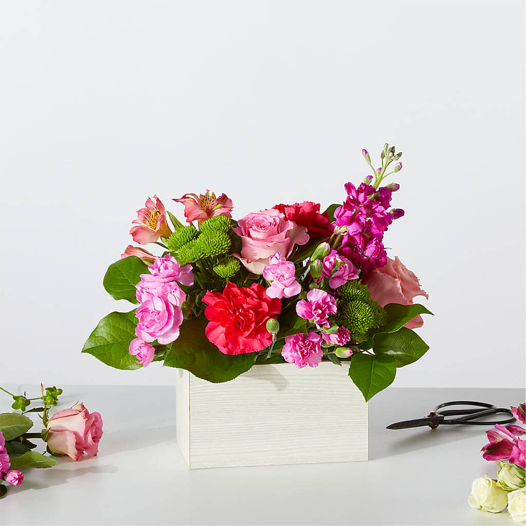 Sweetberry Box – A Florist Original – BERMAN'S FLOWERS, Kingsburg CA