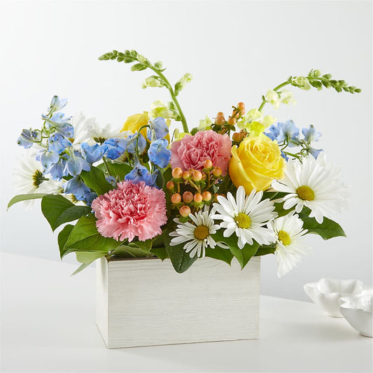 Sun Salutation Box Bouquet – BERMAN'S FLOWERS, Kingsburg CA
