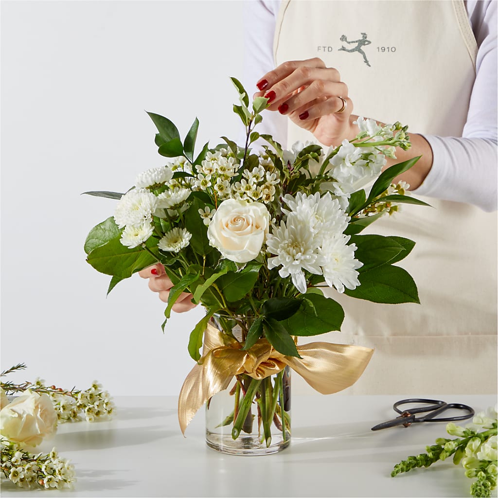New Beginnings – A Florist Original – BERMAN'S FLOWERS, Kingsburg CA
