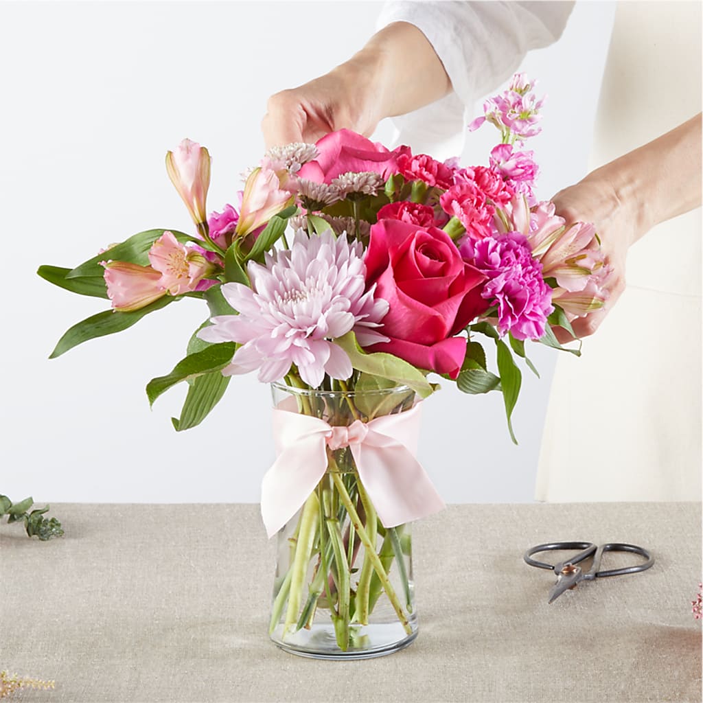 Pink Ribbon - A Florist Original – BERMAN'S FLOWERS, Kingsburg CA