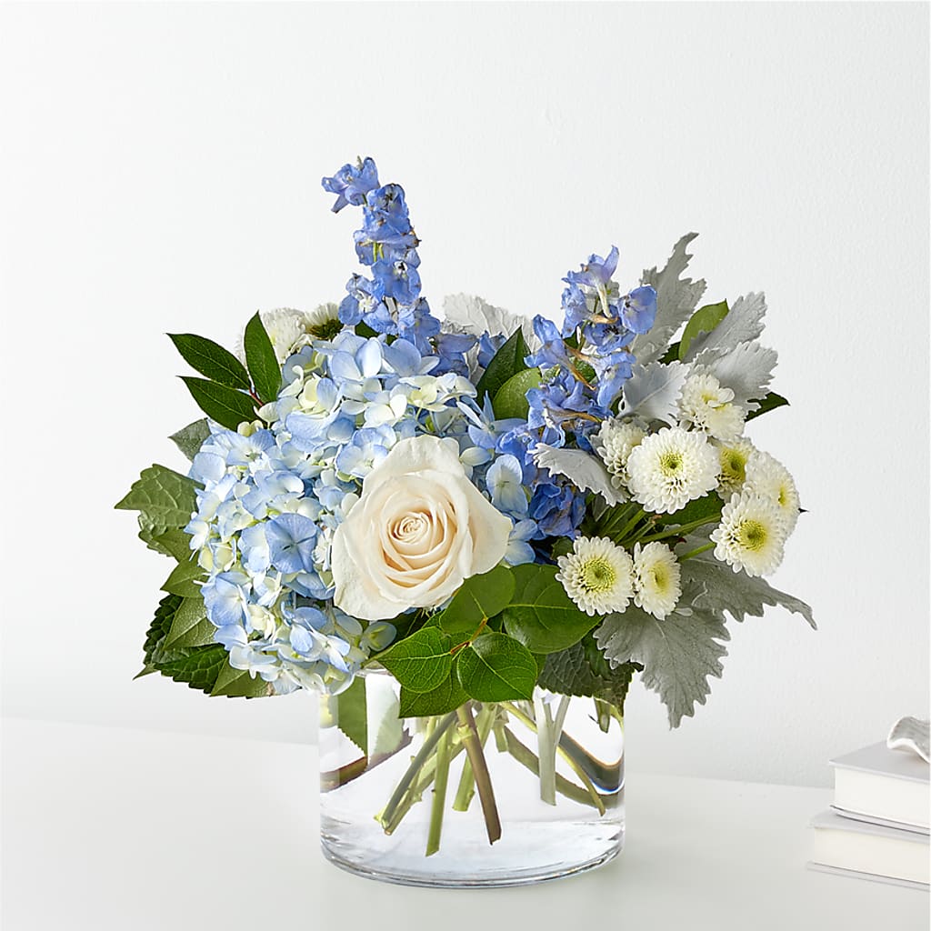 Clear Skies Bouquet – BERMAN'S FLOWERS, Kingsburg CA