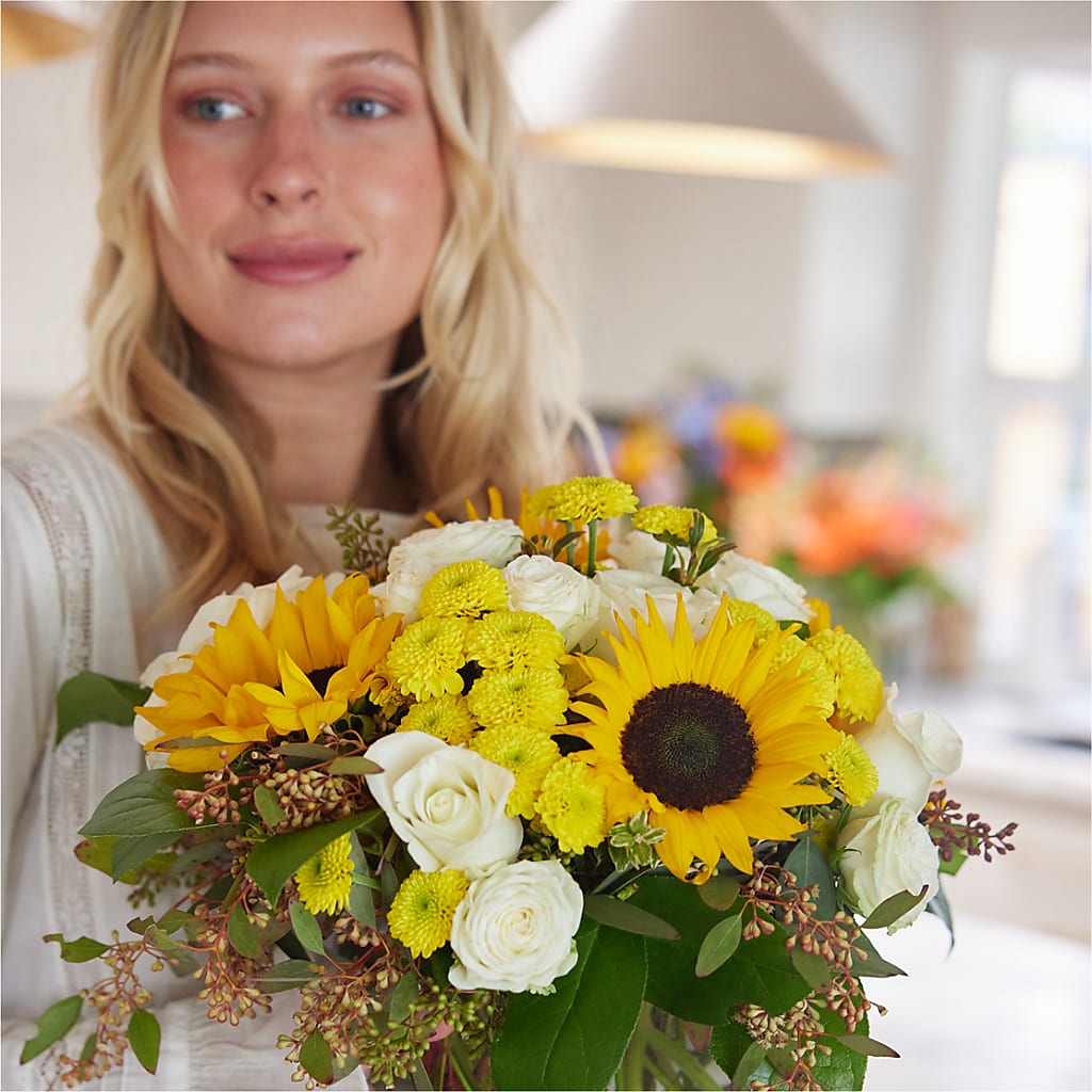 Luminous Morning Bouquet – BERMAN'S FLOWERS, Kingsburg CA