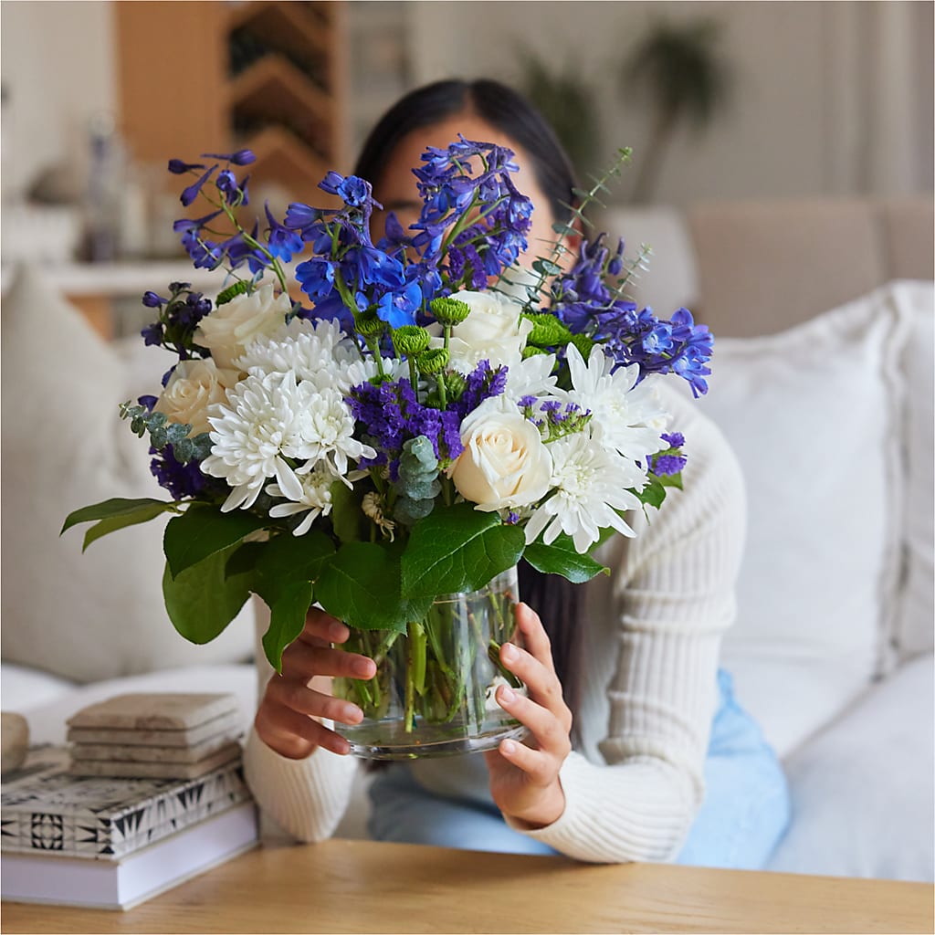 Cerulean Waves Bouquet – BERMAN'S FLOWERS, Kingsburg CA