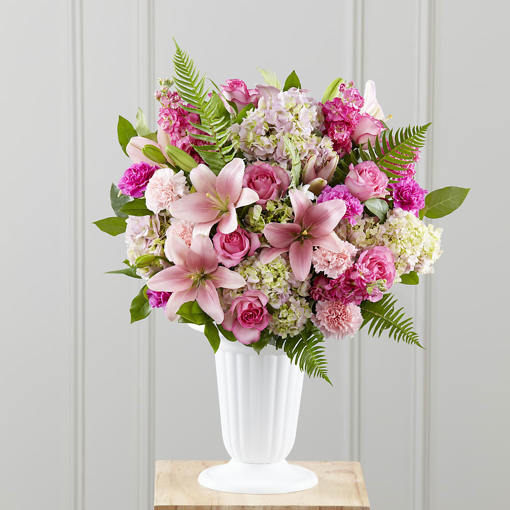 Never-Ending Love Arrangement – BERMAN'S FLOWERS, Kingsburg CA