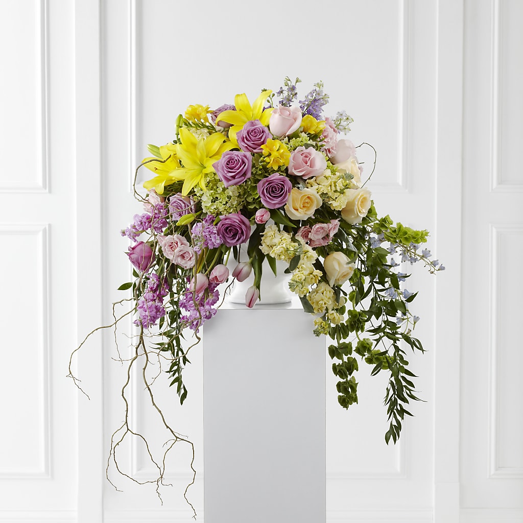 Display of Affection Arrangement – BERMAN'S FLOWERS, Kingsburg CA