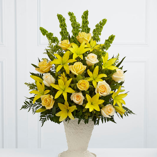 Golden Memories Arrangement – BERMAN'S FLOWERS, Kingsburg CA