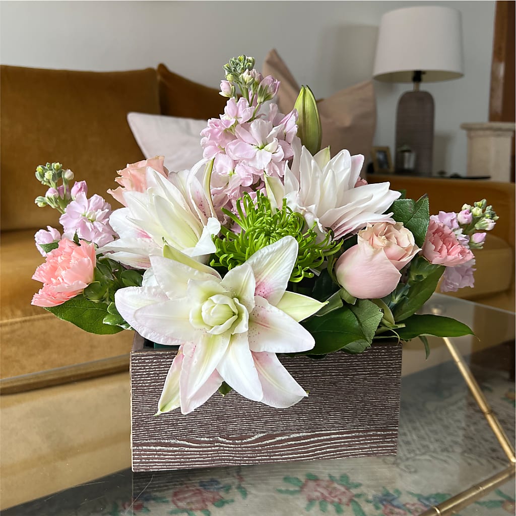 Beautiful Spirit Basket – BERMAN'S FLOWERS, Kingsburg CA