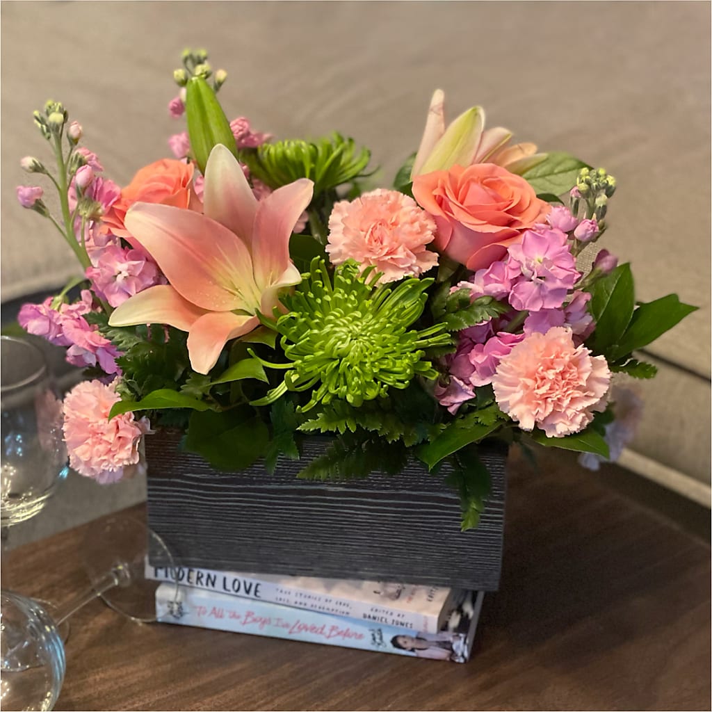 Beautiful Spirit Basket – BERMAN'S FLOWERS, Kingsburg CA