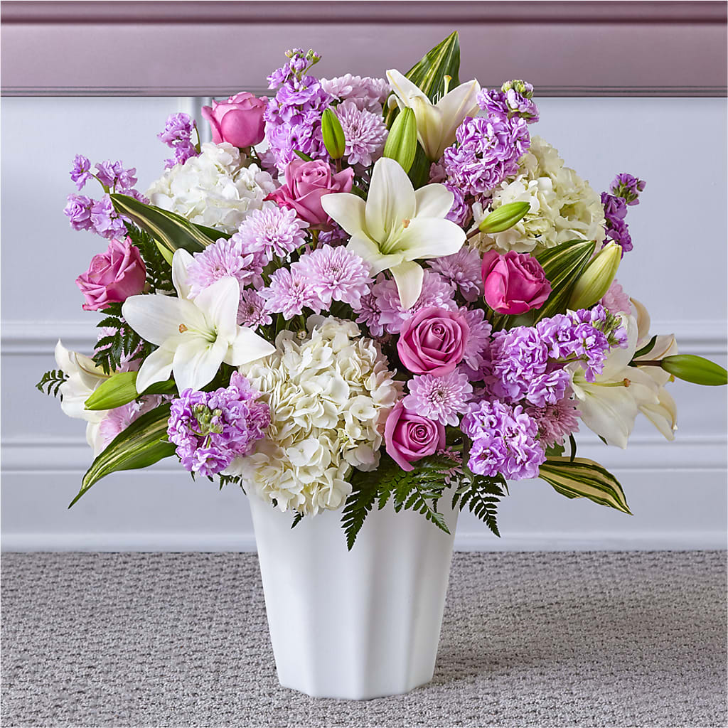 Heaven Sent Floor Basket – BERMAN'S FLOWERS, Kingsburg CA