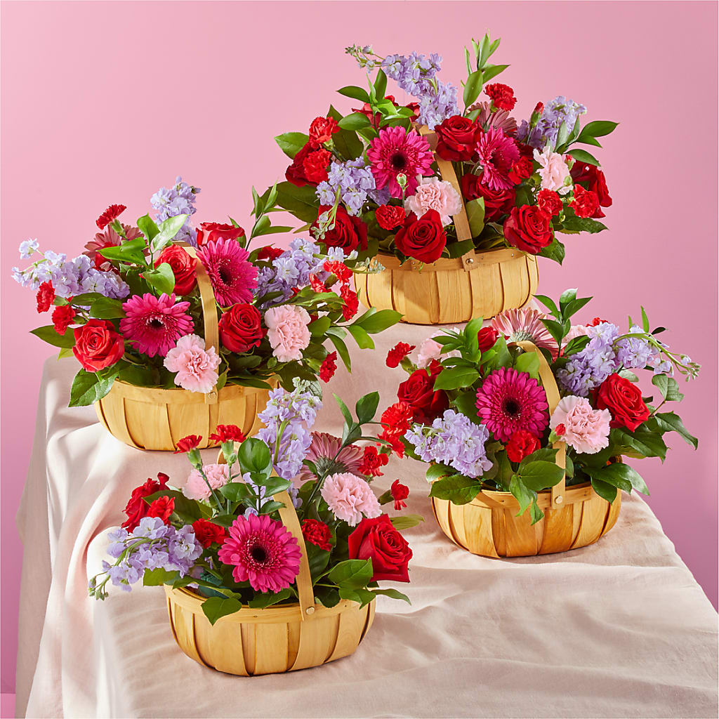 Pink Picnic Basket – BERMAN'S FLOWERS, Kingsburg CA