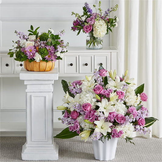 Tender Embrace Bundles – BERMAN'S FLOWERS, Kingsburg CA