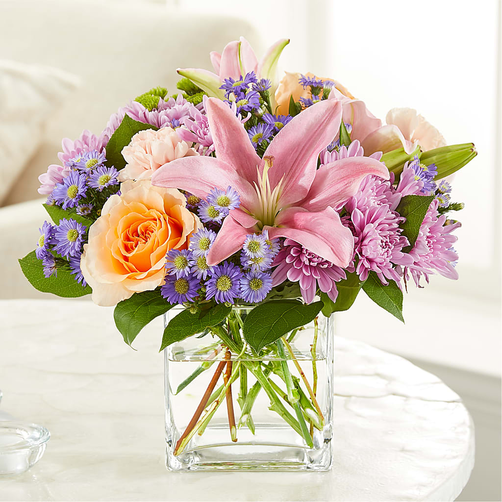 Delicate Details Bouquet – BERMAN'S FLOWERS, Kingsburg CA