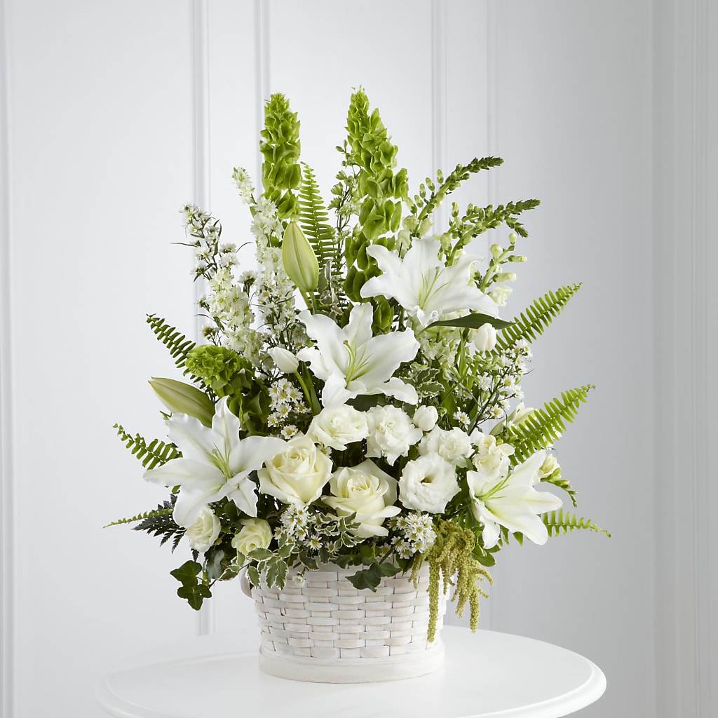 In Our Thoughts Arrangement – BERMAN'S FLOWERS, Kingsburg CA