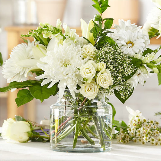 Classic Ivory – A Florist Original – BERMAN'S FLOWERS, Kingsburg CA