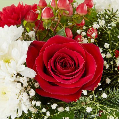 Chance of Flurries Bouquet – BERMAN'S FLOWERS, Kingsburg CA