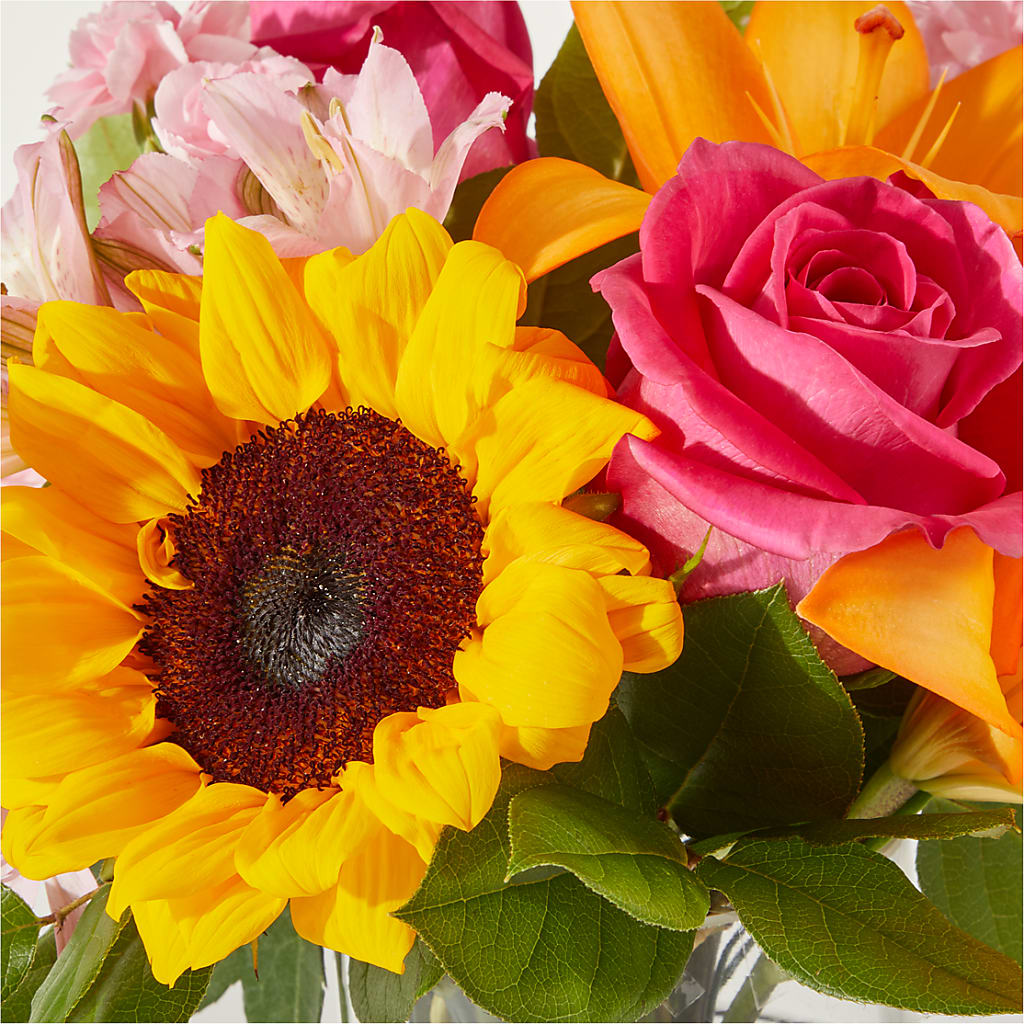 In Full Swing Bouquet – BERMAN'S FLOWERS, Kingsburg CA