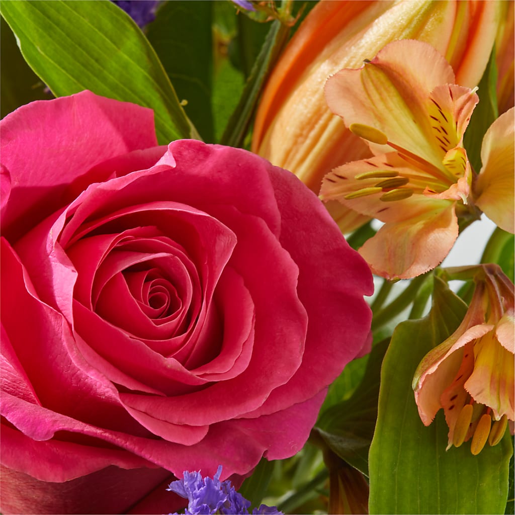 Joyful Bouquet – BERMAN'S FLOWERS, Kingsburg CA