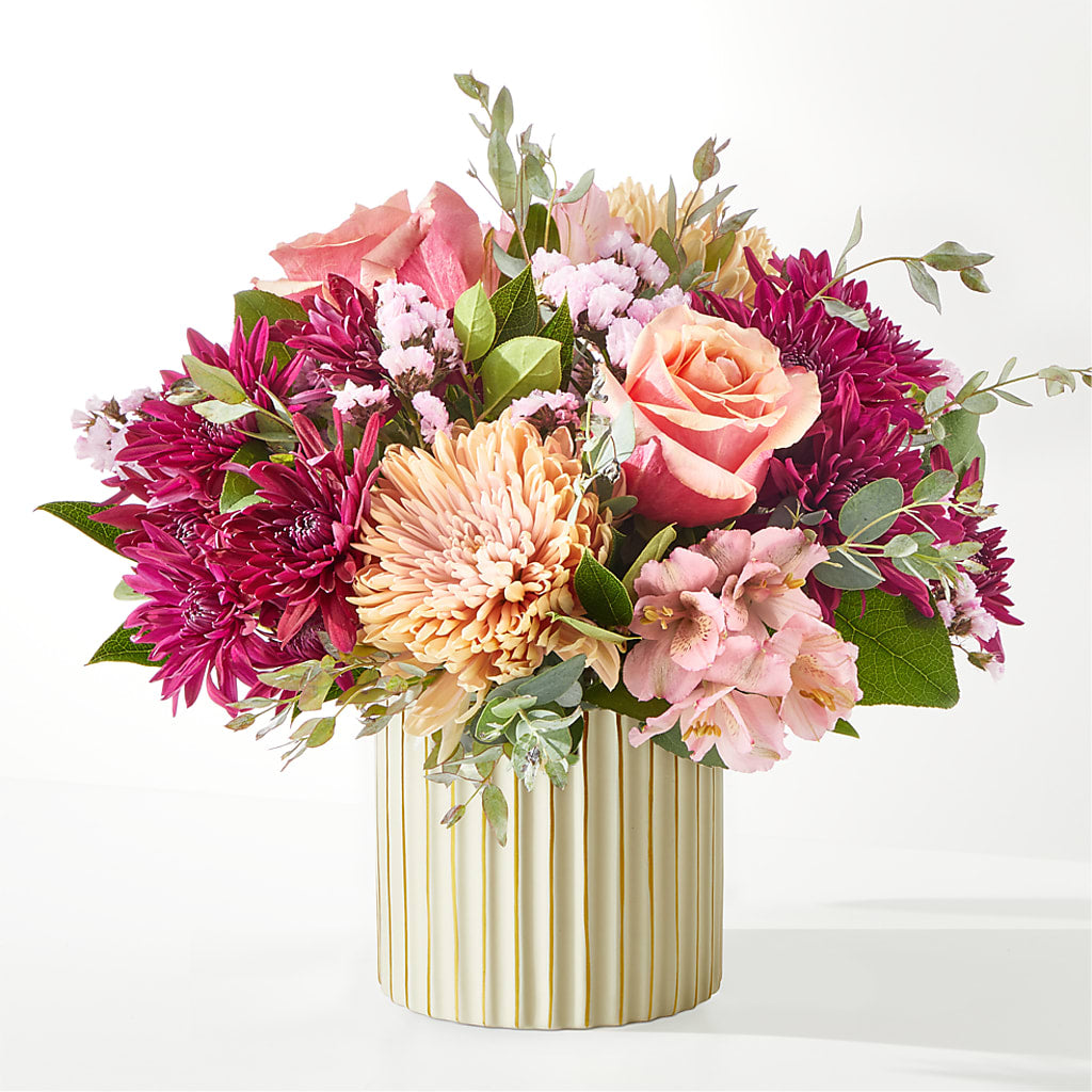 Berry Cobbler Bouquet with Ivory Vase – BERMAN'S FLOWERS, Kingsburg CA