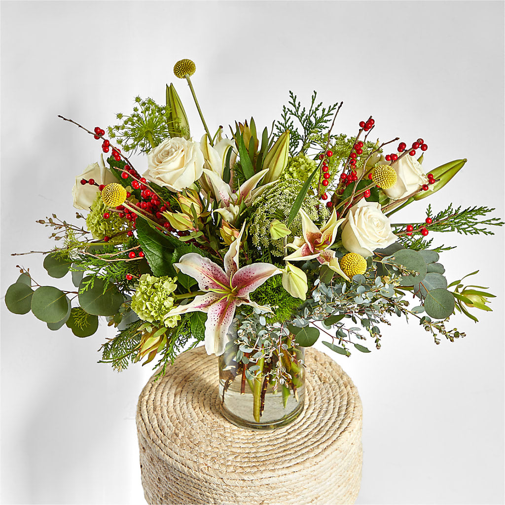 Berry & Bright Bouquet – BERMAN'S FLOWERS, Kingsburg CA