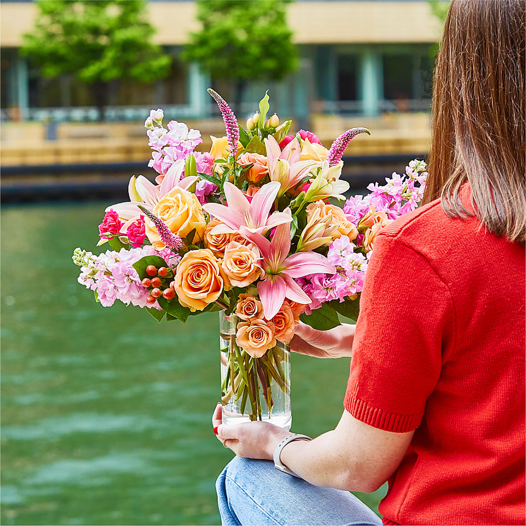 Bisous Bouquet – BERMAN'S FLOWERS, Kingsburg CA