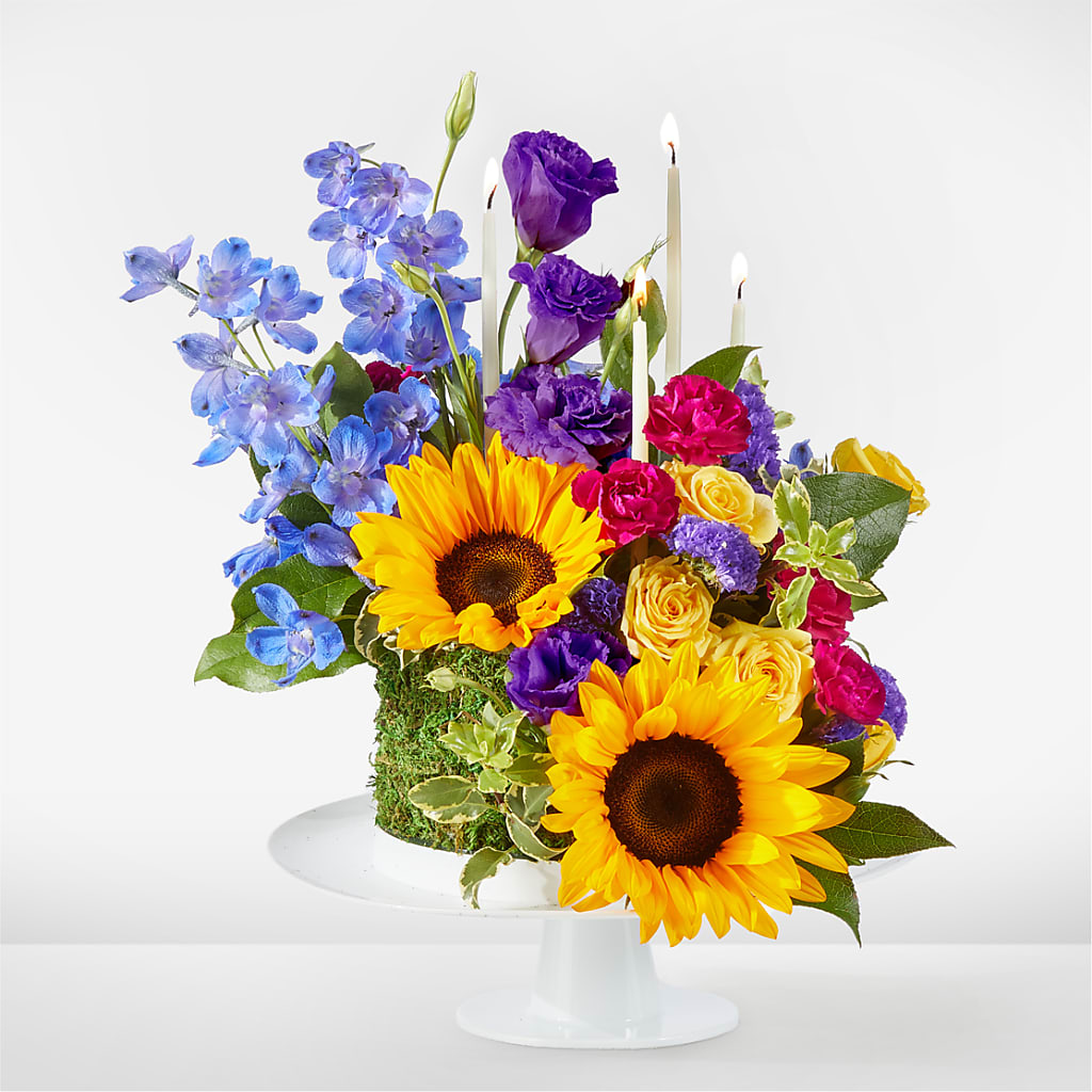 Star of the Day Floral Cake – BERMAN'S FLOWERS, Kingsburg CA