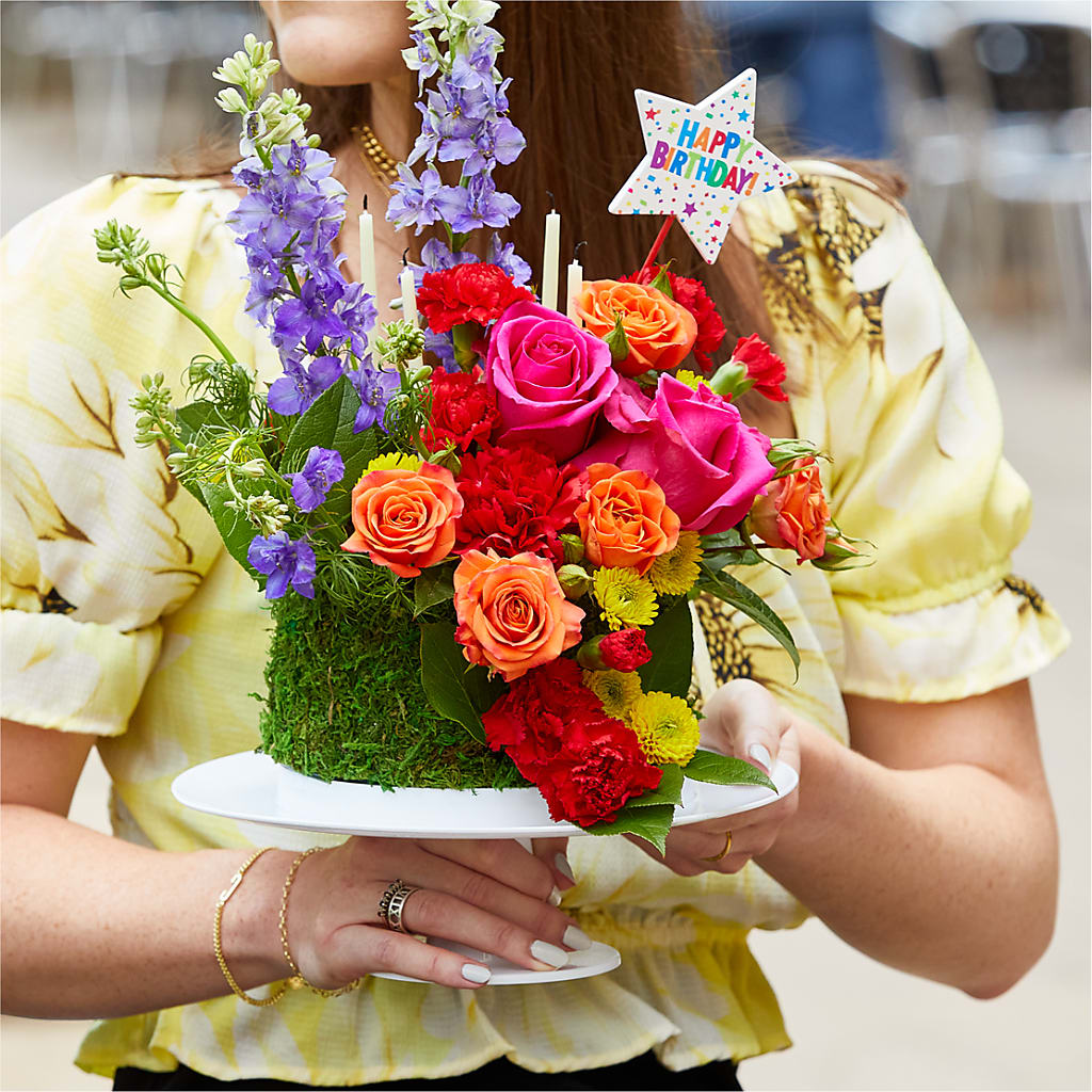 Best Year Yet Floral Cake – BERMAN'S FLOWERS, Kingsburg CA