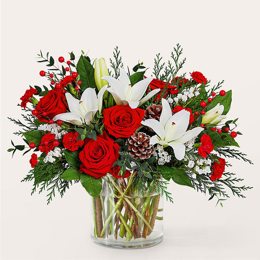 Best in Snow Bouquet – BERMAN'S FLOWERS, Kingsburg CA