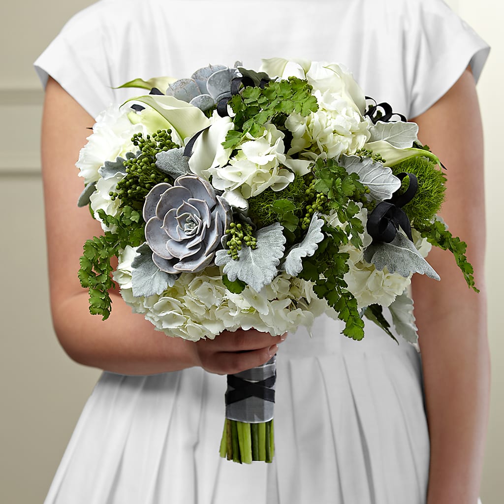 Sweet Innocence Bouquet – BERMAN'S FLOWERS, Kingsburg CA