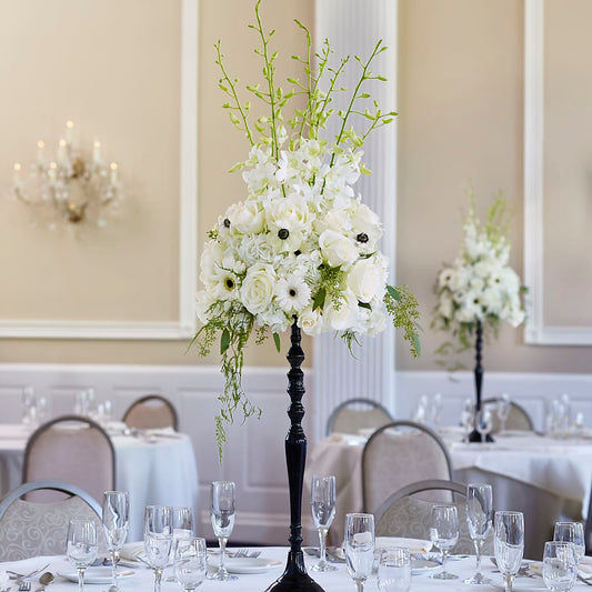 Regency Centerpiece – BERMAN'S FLOWERS, Kingsburg CA