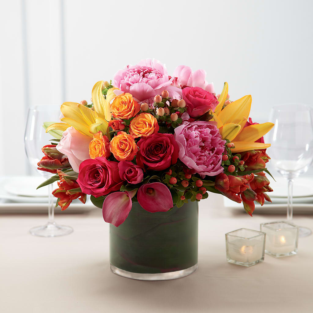 Color Mix Arrangement – BERMAN'S FLOWERS, Kingsburg CA