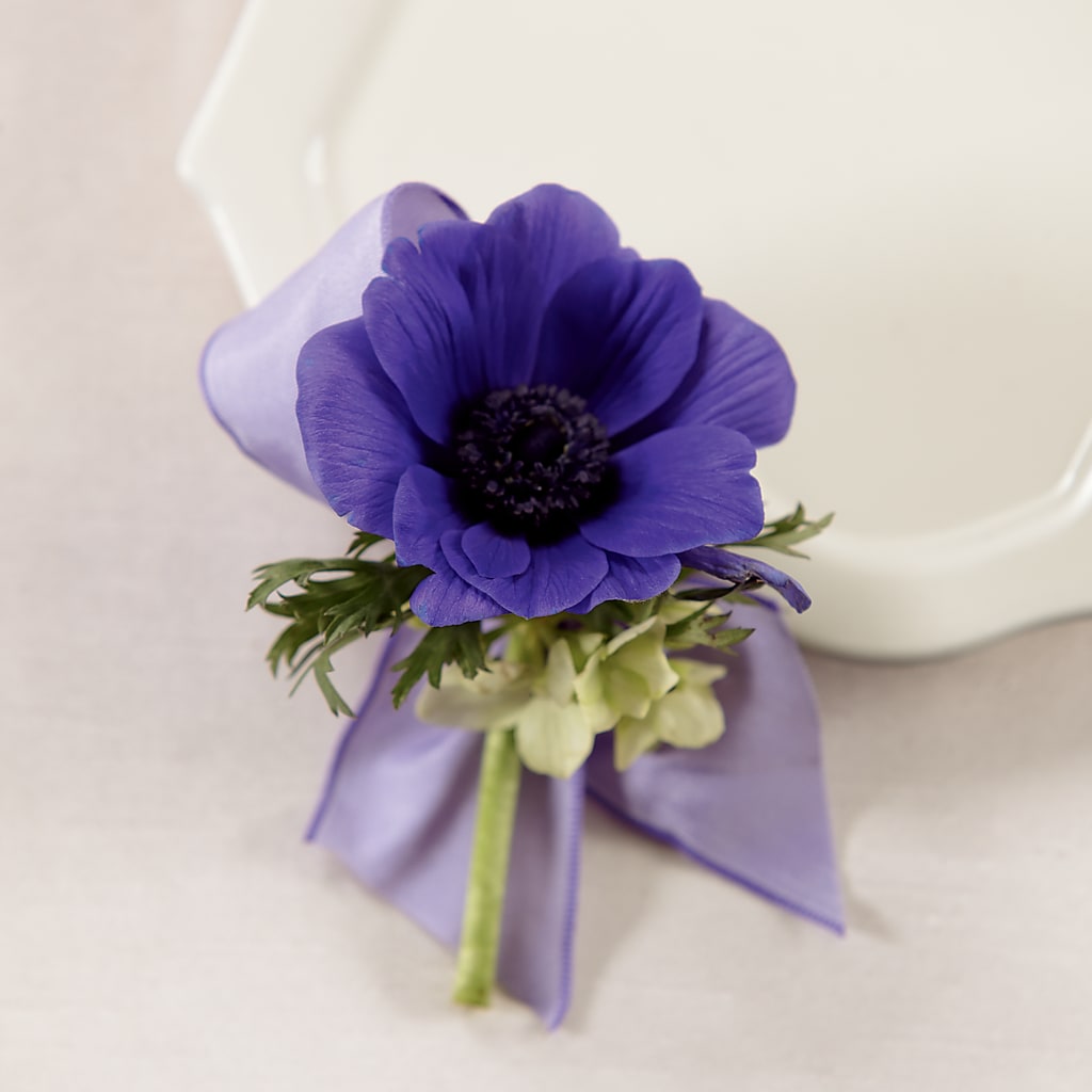 Purple Passion Boutonniere – BERMAN'S FLOWERS, Kingsburg CA