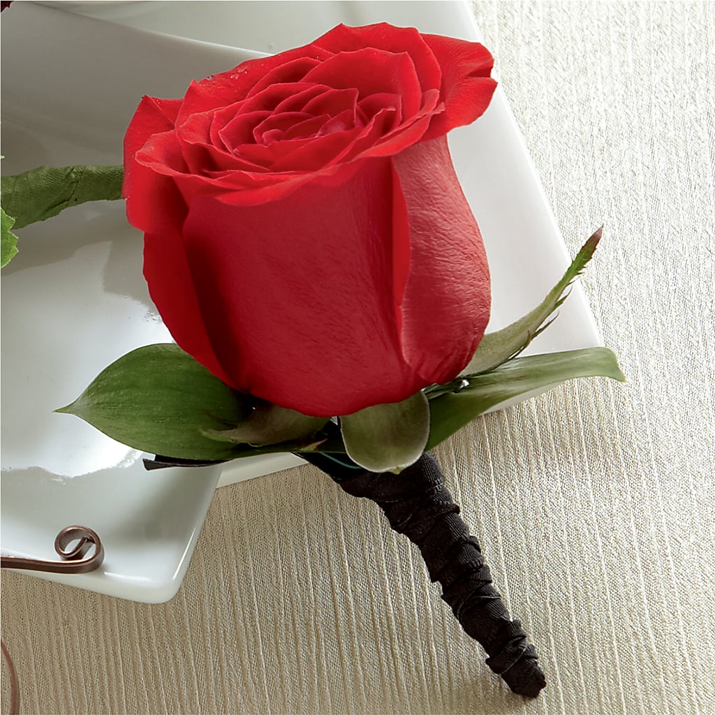 Red Rose Boutonniere – BERMAN'S FLOWERS, Kingsburg CA