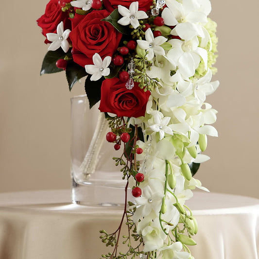 Here Comes the Bride Bouquet – BERMAN'S FLOWERS, Kingsburg CA
