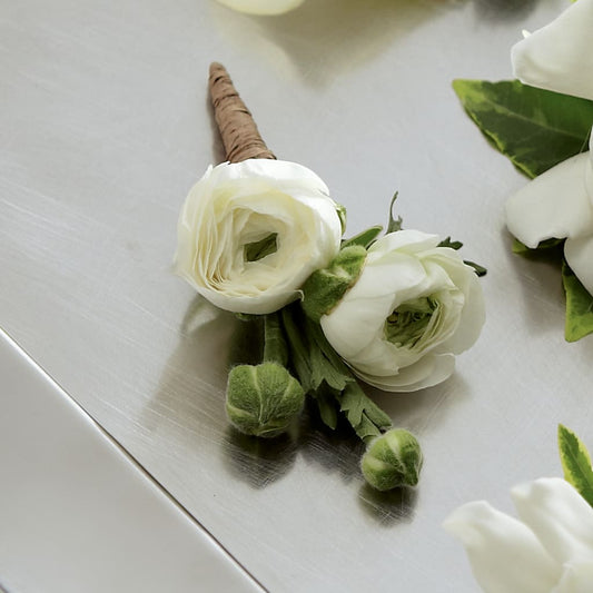 White Ranunculus Boutonniere – BERMAN'S FLOWERS, Kingsburg CA