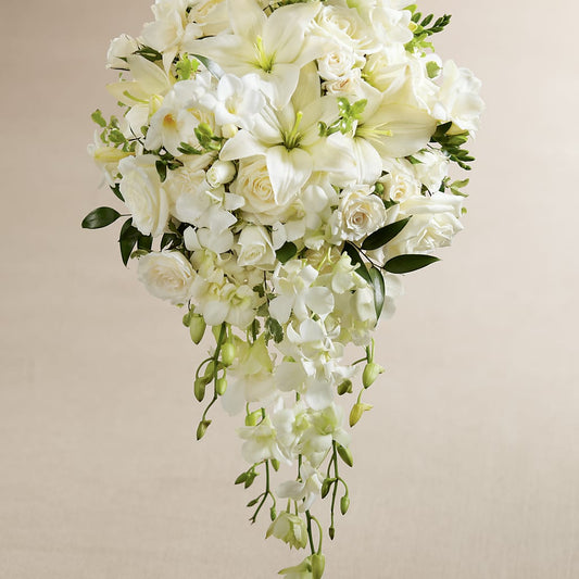 White Wonders Bouquet – BERMAN'S FLOWERS, Kingsburg CA
