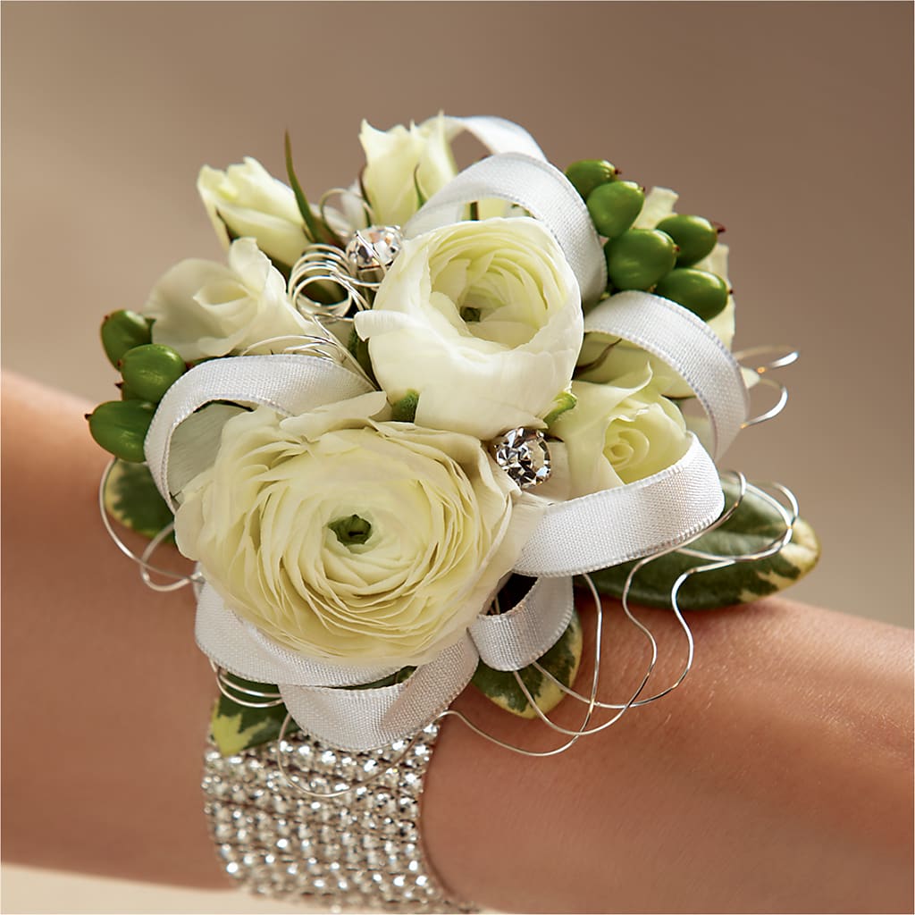 White Wedding Corsage – BERMAN'S FLOWERS, Kingsburg CA